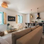 Azenhas Do Mar West Coast Design And Surf Apartmán *