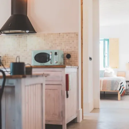 Azenhas Do Mar West Coast Design&surf * Sintra