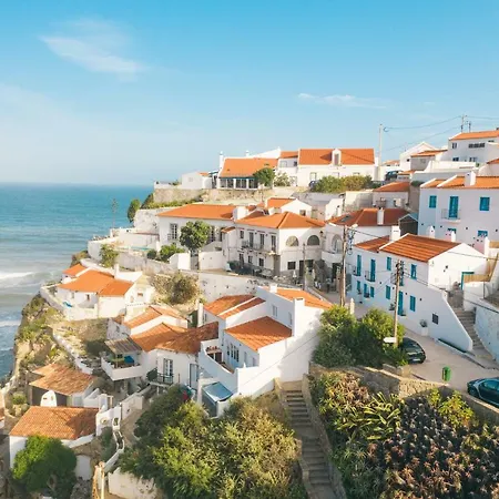 Azenhas Do Mar West Coast Design&surf