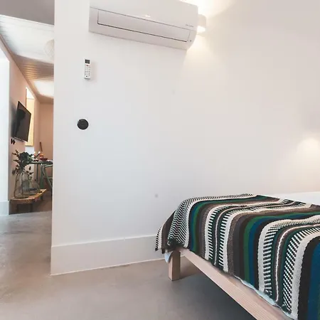 Azenhas Do Mar West Coast Design And Surf * Σίντρα