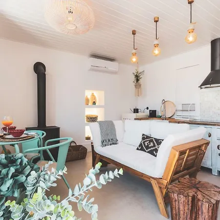 Azenhas Do Mar West Coast Design And Surf Διαμέρισμα