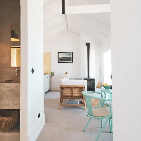 Azenhas Do Mar West Coast Design And Surf Σίντρα