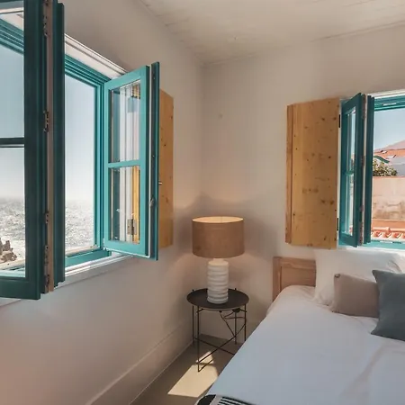 Azenhas Do Mar West Coast Design&surf *