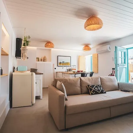 Azenhas Do Mar West Coast Design And Surf * Σίντρα