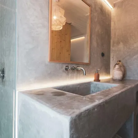 Azenhas Do Mar West Coast Design&surf * Sintra