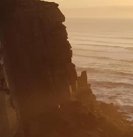 Azenhas Do Mar West Coast Design And Surf 公寓 *