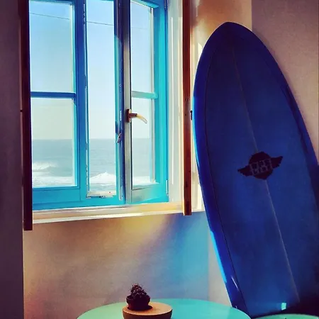 Azenhas Do Mar West Coast Design And Surf Lägenhet