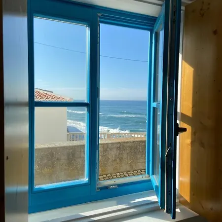 Azenhas Do Mar West Coast Design And Surf Διαμέρισμα