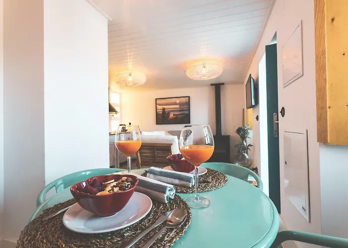 Daire Azenhas Do Mar West Coast Design And Surf