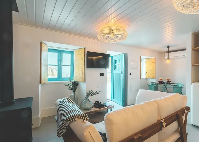 Azenhas Do Mar West Coast Design And Surf Daire Sintra